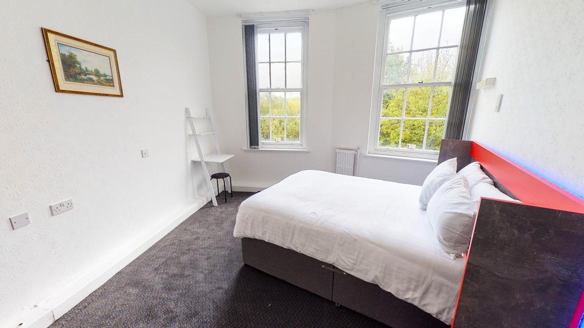 The Station Aparthotel Dudley Room photo